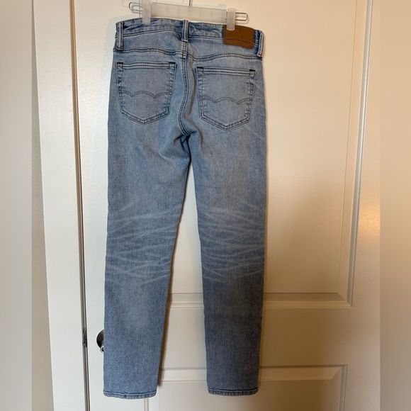 Men's American Eagle Light Wash Skinny Jeans - Picture 2 of 12